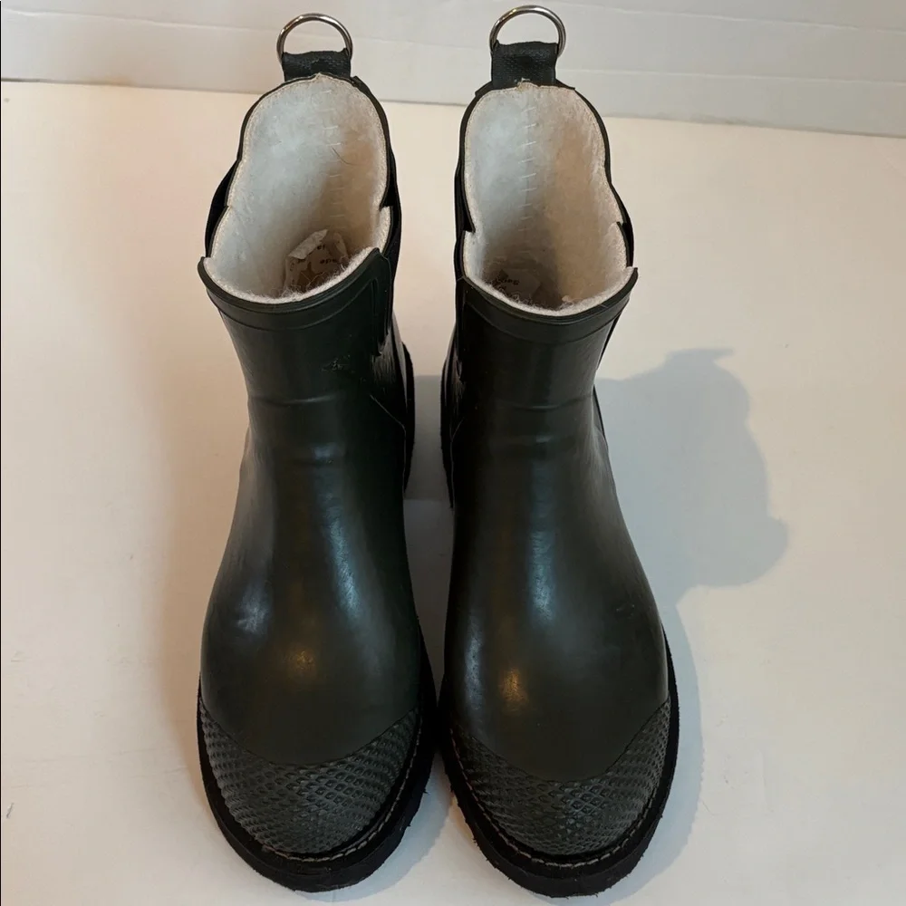 Ilse Jacobsen Rub 47’ short rubber waterproof boots w heel army green Sundance